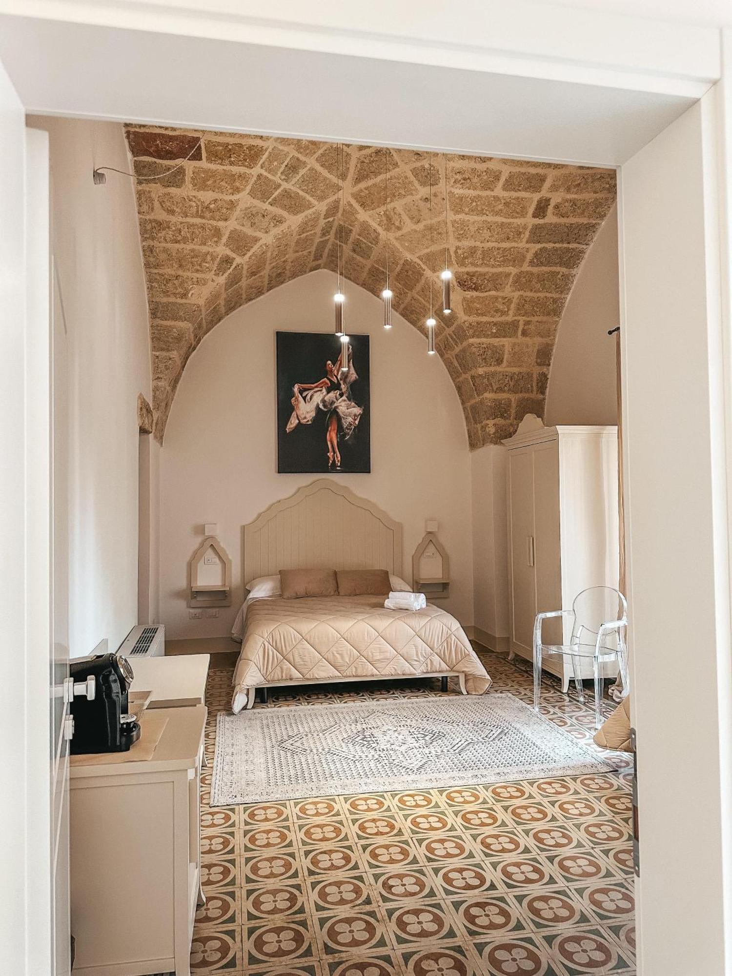 Palazzo Alma Luxury Rooms Casarano Eksteriør billede