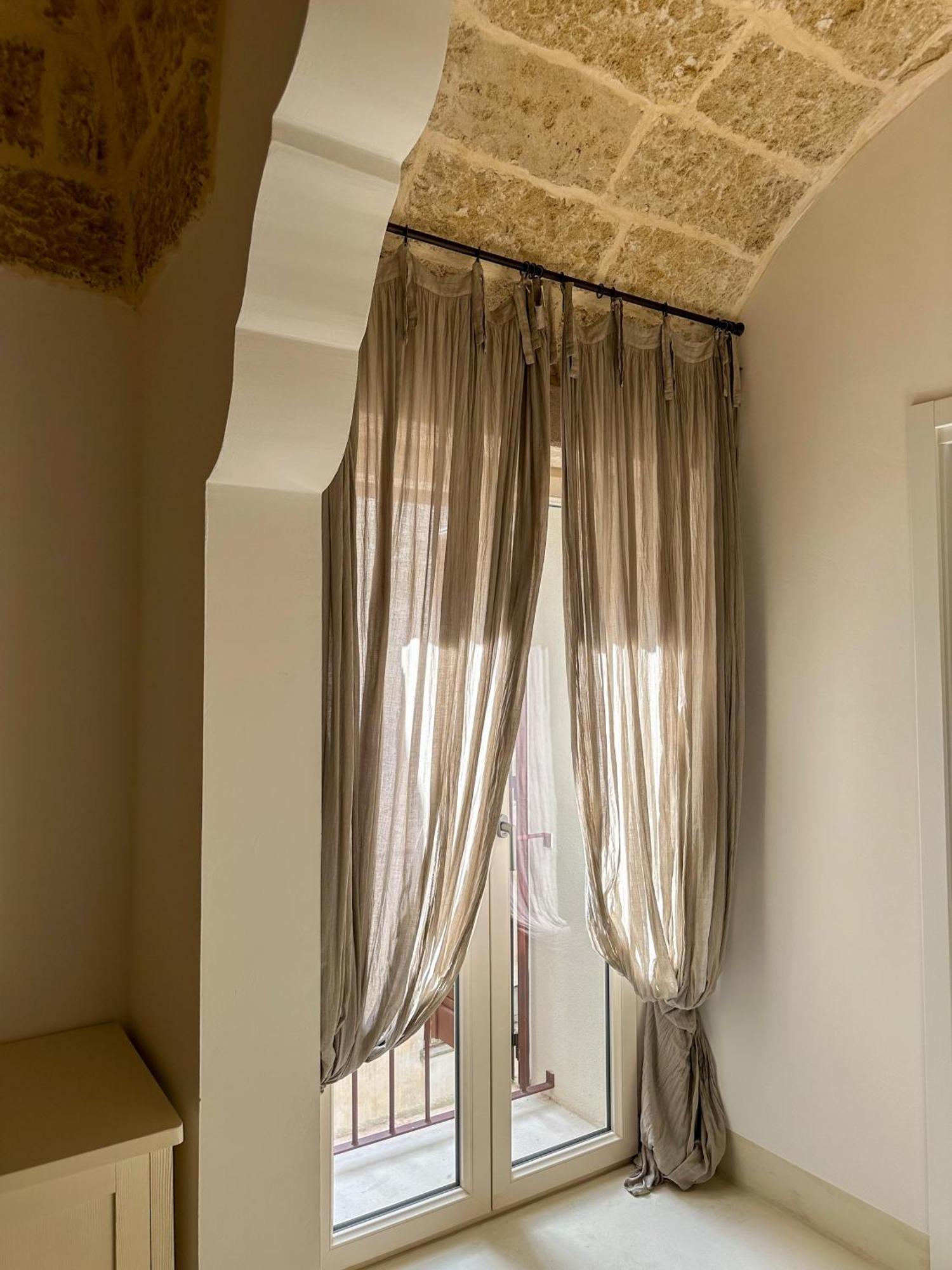 Palazzo Alma Luxury Rooms Casarano Eksteriør billede