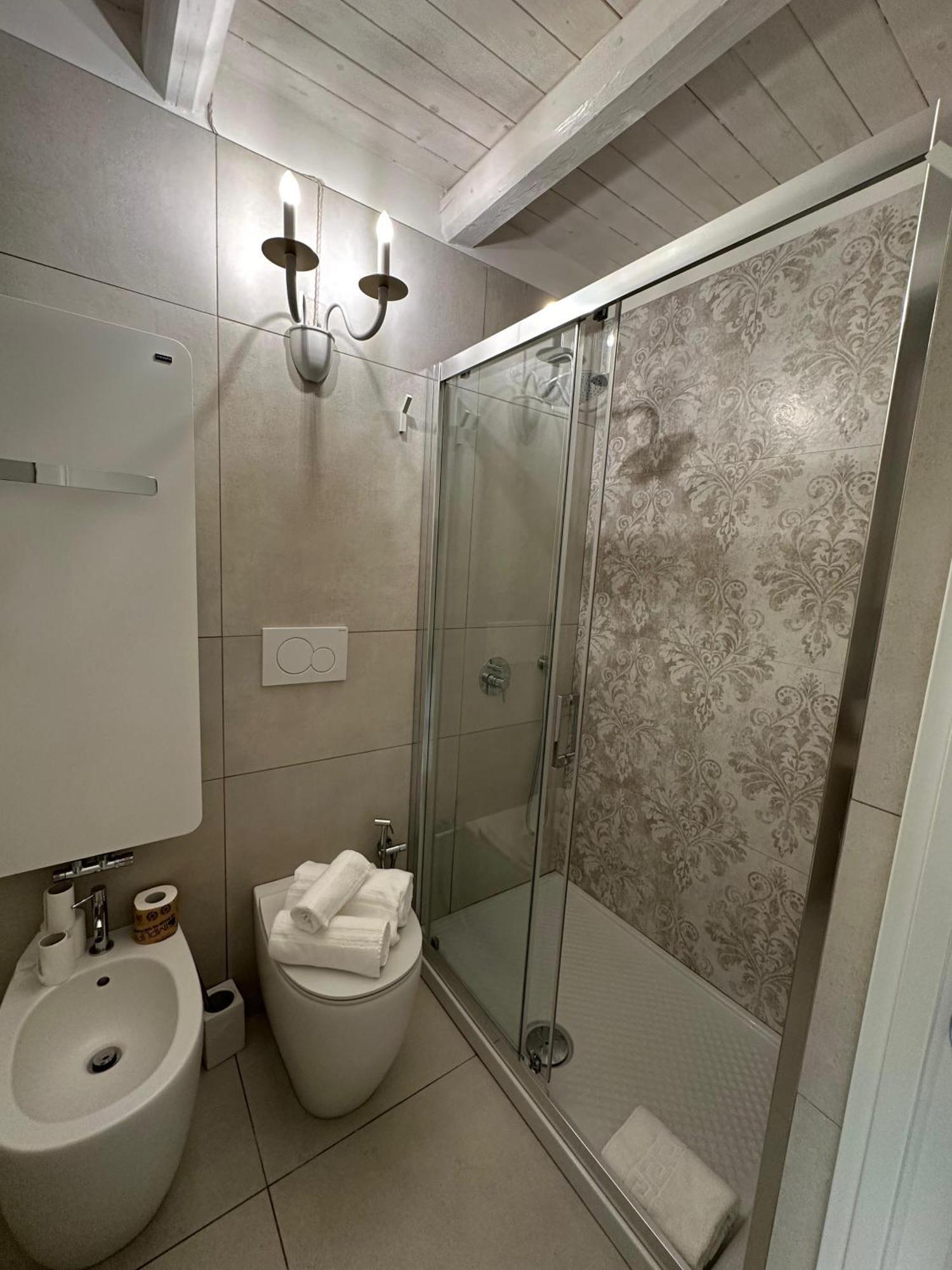 Palazzo Alma Luxury Rooms Casarano Eksteriør billede