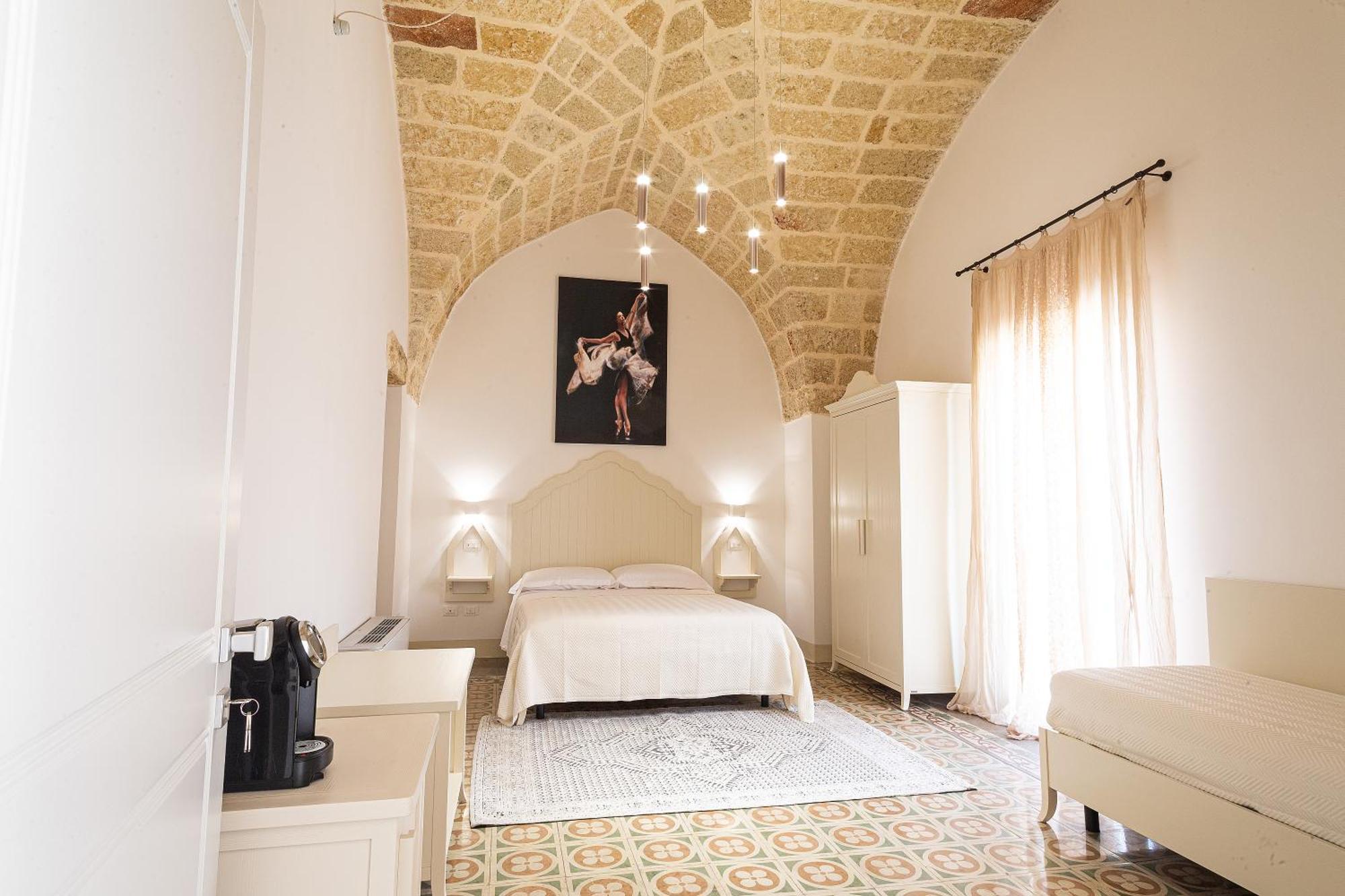 Palazzo Alma Luxury Rooms Casarano Eksteriør billede